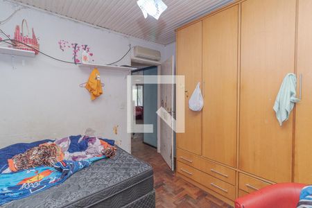Quarto 2 de casa à venda com 3 quartos, 480m² em Morro Santana, Porto Alegre