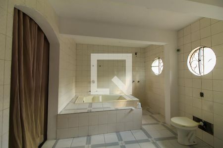 Casa para alugar com 125m², 3 quartos e 2 vagas Casa para alugar com 125m², 3 quartos e 2 vagasBanheiro