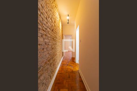 Corredor de apartamento para alugar com 2 quartos, 82m² em Cerqueira César, São Paulo