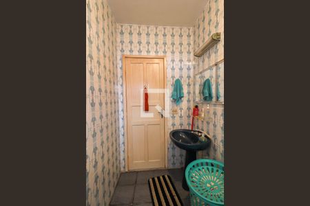 Casa à venda com 186m², 3 quartos e 2 vagasBanheiro 1