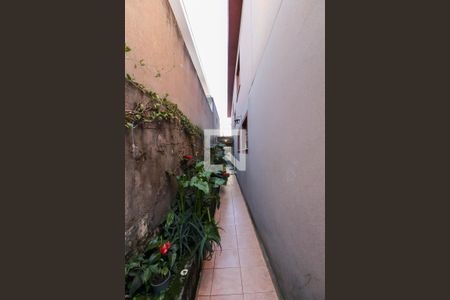 Casa à venda com 186m², 3 quartos e 2 vagasCorredor Externo