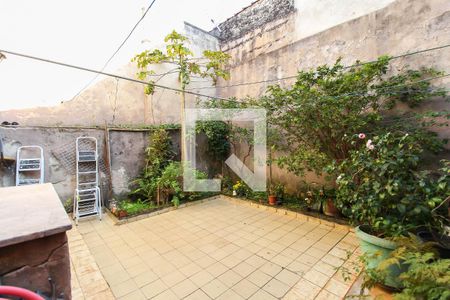 Casa à venda com 186m², 3 quartos e 2 vagasQuintal