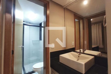Banheiro de apartamento para alugar com 1 quarto, 31m² em Armação, Salvador