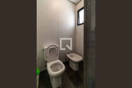 Apartamento à venda com 220m², 3 quartos e 4 vagasBanheiro da Suíte 1