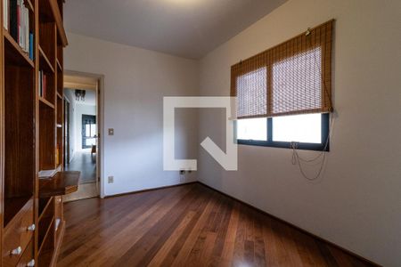 Apartamento à venda com 220m², 3 quartos e 4 vagasSala de TV