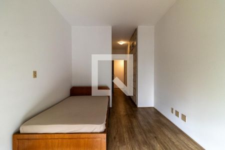 Apartamento à venda com 220m², 3 quartos e 4 vagasSuite 2