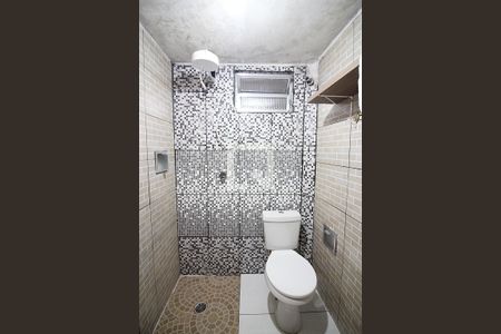 Casa à venda com 183m², 3 quartos e 2 vagasBanheiro do Quarto 2 - Suíte