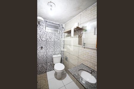 Casa à venda com 183m², 3 quartos e 2 vagasBanheiro do Quarto 2 - Suíte