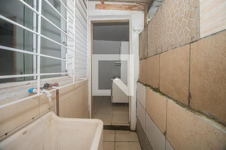 Casa à venda com 57m², 2 quartos e 1 vaga Casa à venda com 57m², 2 quartos e 1 vagaÁrea de Serviço