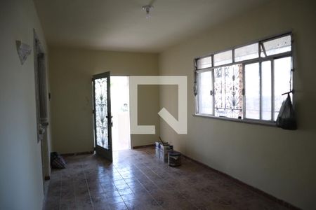 Sala de casa à venda com 2 quartos, 250m² em Irajá, Rio de Janeiro