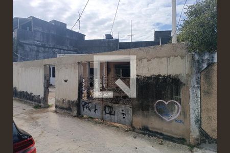 Casa à venda com 250m², 2 quartos e 1 vagaFachada