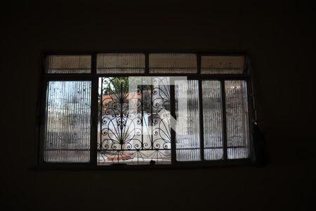 Sala de casa à venda com 2 quartos, 250m² em Irajá, Rio de Janeiro