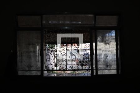 Sala de casa à venda com 2 quartos, 250m² em Irajá, Rio de Janeiro