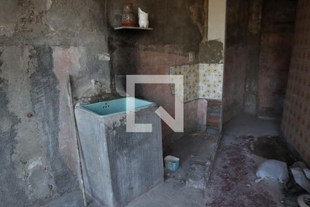 Casa à venda com 250m², 2 quartos e 1 vagaÁrea de Serviço