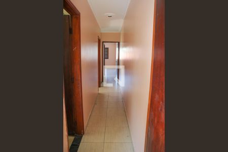 Casa para alugar com 130m², 3 quartos e 1 vagaCorredor andar de cima