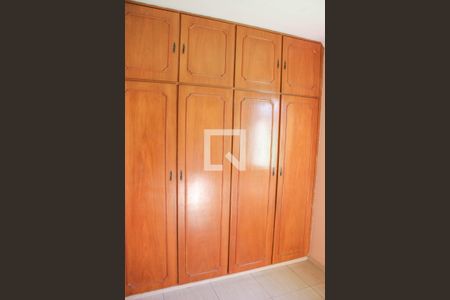 Quarto 2 de casa para alugar com 3 quartos, 130m² em Jardim Nossa Senhora do Carmo, São Paulo