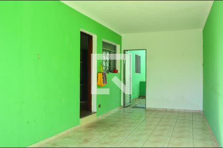 Casa à venda com 110m², 3 quartos e 2 vagasÁrea Externa