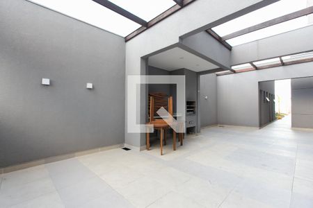 Apartamento para alugar com 41m², 2 quartos e sem vagaÁrea comum - Churrasqueira