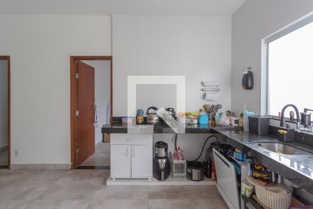 Casa à venda com 210m², 6 quartos e 4 vagasCopa/Cozinha