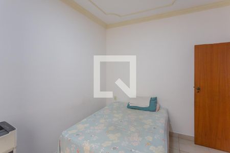 Quarto 1 de casa à venda com 6 quartos, 210m² em Renascença, Belo Horizonte