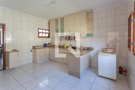 Casa à venda com 210m², 6 quartos e 4 vagasCozinha