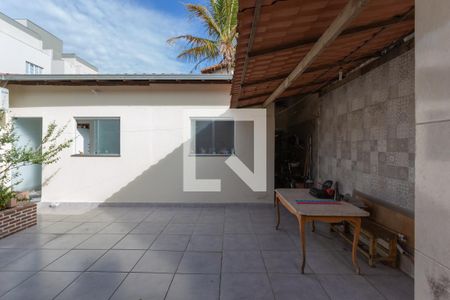 Casa à venda com 210m², 6 quartos e 4 vagasÁrea de Serviço