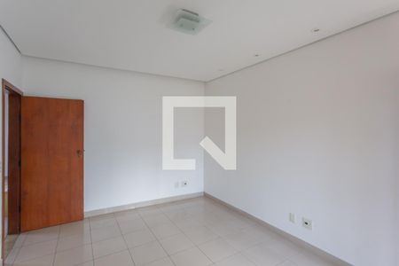 Sala de casa à venda com 6 quartos, 210m² em Renascença, Belo Horizonte