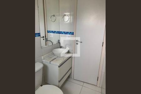 Banheiro 1 de apartamento para alugar com 2 quartos, 56m² em Centro, Guarulhos