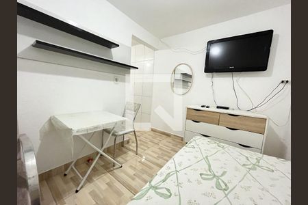 Sala/Quarto de casa para alugar com 1 quarto, 50m² em Cidade Ademar, São Paulo