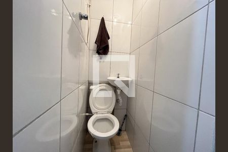 Banheiro  de casa para alugar com 1 quarto, 50m² em Cidade Ademar, São Paulo