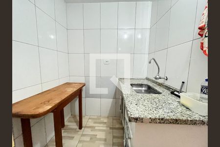 Cozinha  de casa para alugar com 1 quarto, 50m² em Cidade Ademar, São Paulo