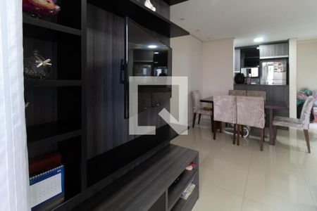 Sala de apartamento à venda com 3 quartos, 66m² em Guaiaúna, São Paulo