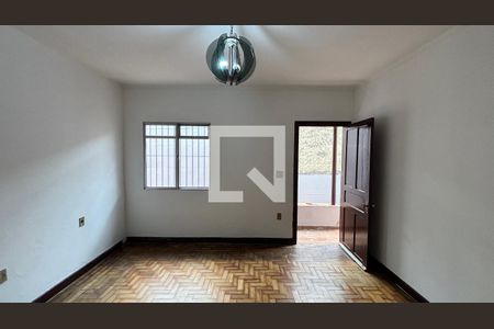 Sala de casa para alugar com 4 quartos, 230m² em Vila Helena, Santo André