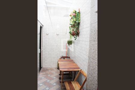 Casa de condomínio à venda com 73m², 2 quartos e 1 vaga Casa de condomínio à venda com 73m², 2 quartos e 1 vagaLavanderia