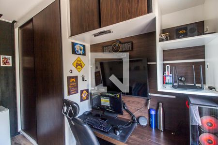 Casa de condomínio à venda com 350m², 4 quartos e 5 vagas Casa de condomínio à venda com 350m², 4 quartos e 5 vagasQuarto 4