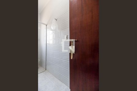 Casa de condomínio à venda com 350m², 4 quartos e 5 vagas Casa de condomínio à venda com 350m², 4 quartos e 5 vagasBanheiro da Suíte 2