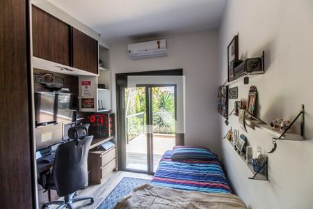 Casa de condomínio à venda com 350m², 4 quartos e 5 vagas Casa de condomínio à venda com 350m², 4 quartos e 5 vagasQuarto 4