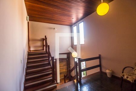 Casa de condomínio à venda com 350m², 4 quartos e 5 vagas Casa de condomínio à venda com 350m², 4 quartos e 5 vagasSala 2