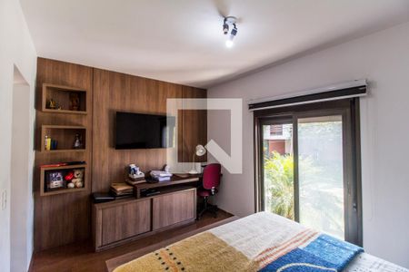 Casa de condomínio à venda com 350m², 4 quartos e 5 vagas Casa de condomínio à venda com 350m², 4 quartos e 5 vagasSuíte master