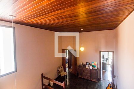 Casa de condomínio à venda com 350m², 4 quartos e 5 vagas Casa de condomínio à venda com 350m², 4 quartos e 5 vagasQuarto 3