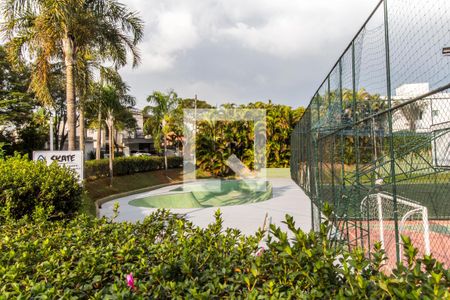 Casa de condomínio à venda com 350m², 4 quartos e 5 vagas Casa de condomínio à venda com 350m², 4 quartos e 5 vagasQuadra Esportiva