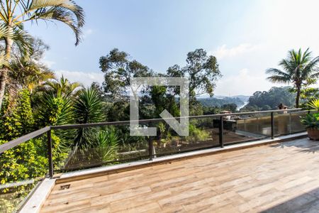 Casa de condomínio à venda com 350m², 4 quartos e 5 vagas Casa de condomínio à venda com 350m², 4 quartos e 5 vagasVista do Quarto 4