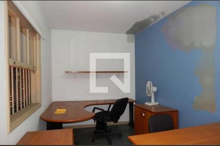 Casa à venda com 200m², 4 quartos e 2 vagas