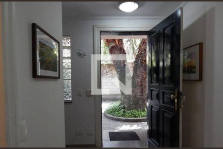 Casa à venda com 4 quartos, 200m² em Vila Madalena, São Paulo