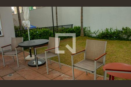 Apartamento para alugar com 35m², 2 quartos e sem vagaÁrea comum - Piscina