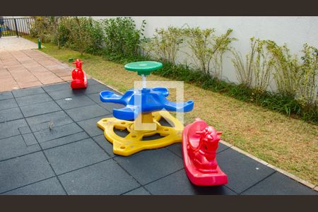 Apartamento para alugar com 35m², 2 quartos e sem vagaÁrea comum - Playground
