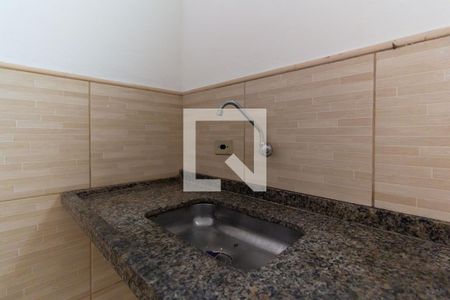  Cozinha de apartamento para alugar com 1 quarto, 25m² em Vila Canero, São Paulo