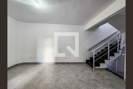 Sala de apartamento para alugar com 2 quartos, 94m² em Vila Santa Rosa, Guarujá
