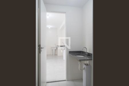 Banheiro de apartamento para alugar com 2 quartos, 35m² em Parada Inglesa, São Paulo