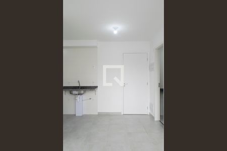 Sala/Cozinha de apartamento para alugar com 2 quartos, 35m² em Parada Inglesa, São Paulo